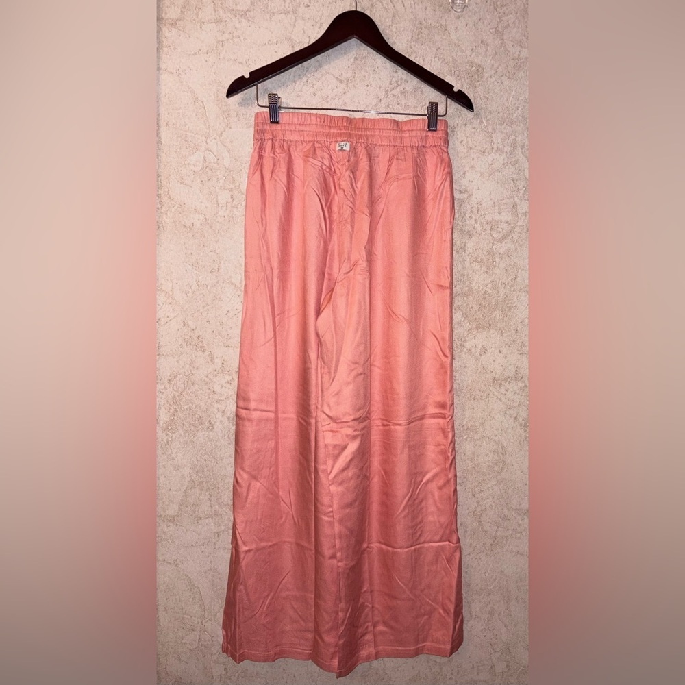 Billabong Coral Beach Pants - Picture 2 of 5